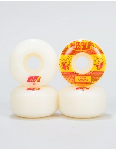 Wayward Silvas Pro 'Classic' 101a Skateboard Wheel - 52mm